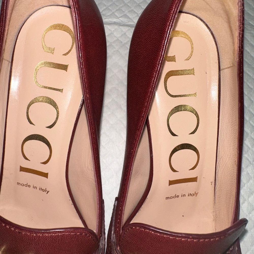 Gucci Women's Burgundy Leather Loafers with Gold Accent - Picture 12 of 14